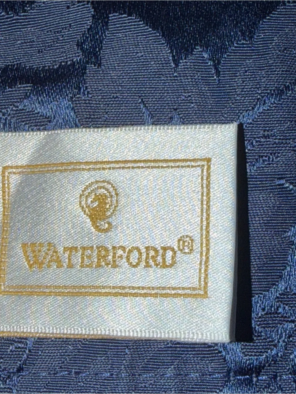 Waterford Navy Jacquard Floral placemat and‎ napkin royal blue